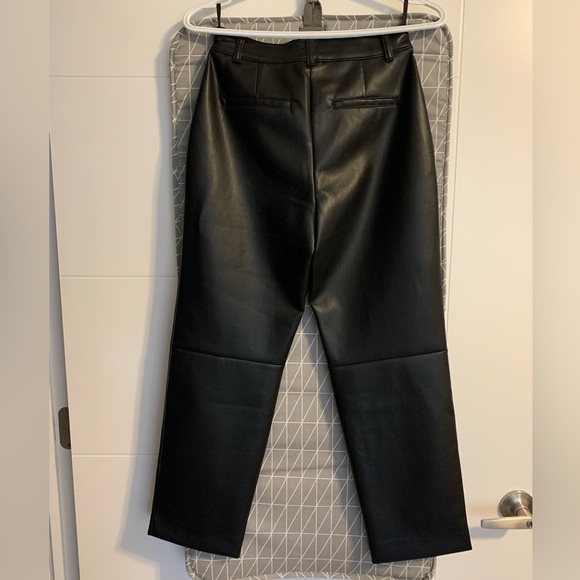 Aritzia Babaton Hasek Faux Leather Pants - Picture 4 of 4